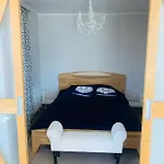 Malva Sun Dog Friendly With Garden Apartment *