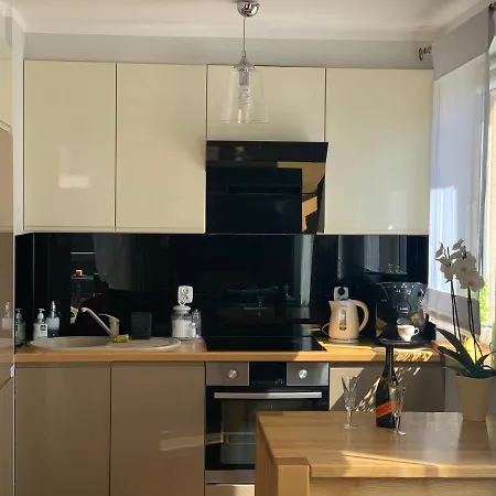 Apartment Malva Sun Dog Friendly With Garden Kolberg